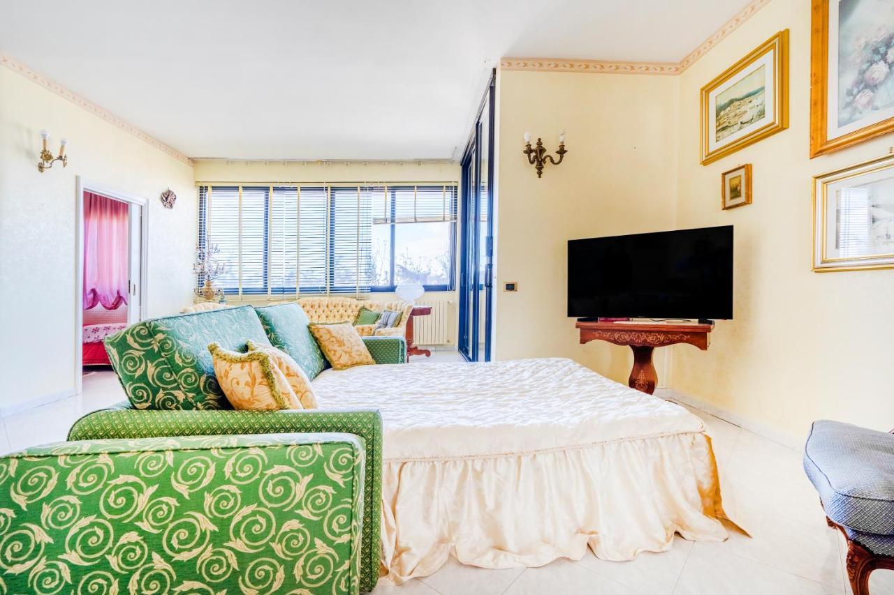 Grazia Attic Apartment With Terrace Trani Zewnętrze zdjęcie